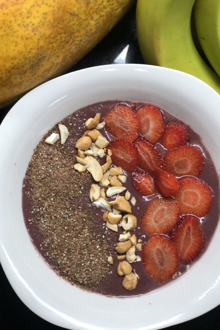 How to Make an Acai Bowl at Home